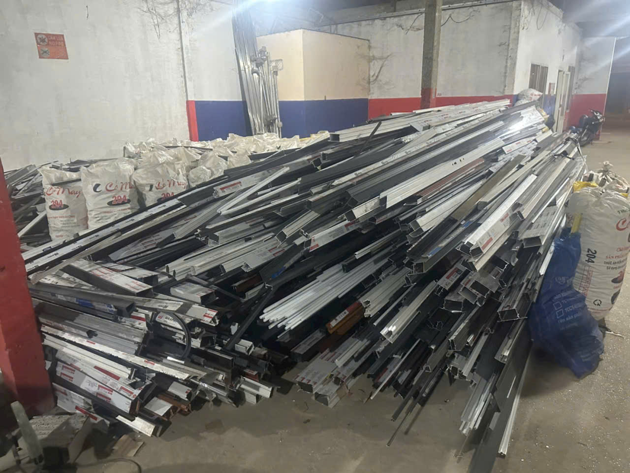 Thu Mua Nhôm Phế Liệu Tại Đức Hòa