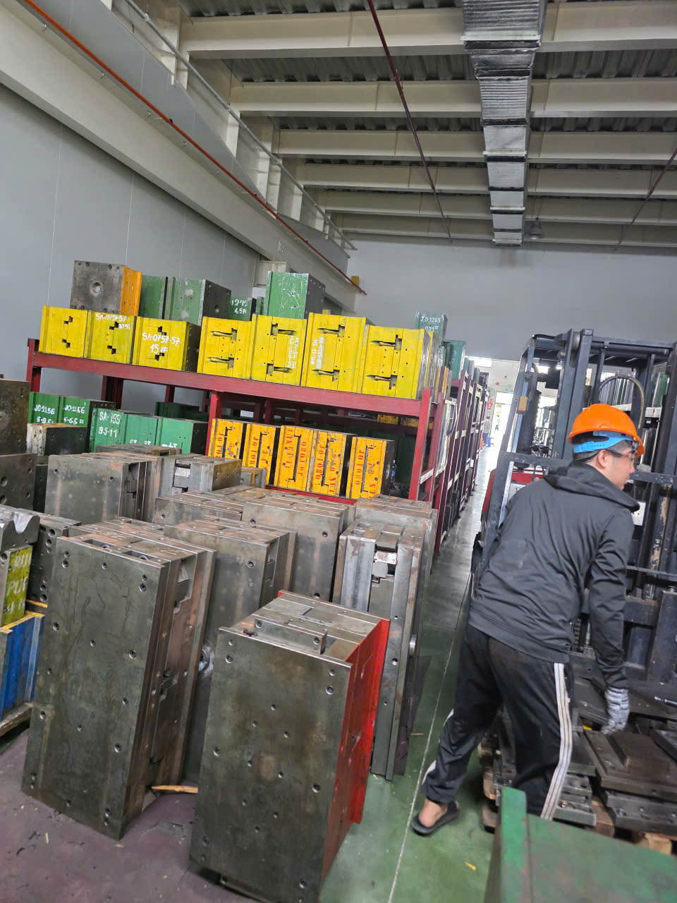 Thu Mua Sắt Khuân Gía Cao Tại Bình Dương