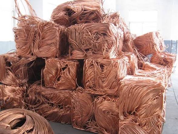 Lợi ích khi chọn dịch vụ Thu mua phế liệu Bình Chánh uy tín