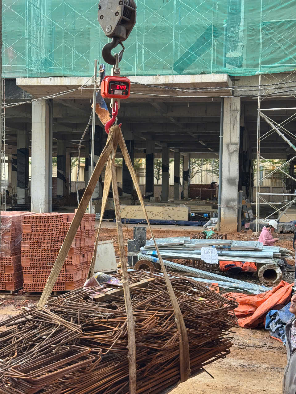 THU MUA MẠT NHÔM PHẾ LIỆU GIÁ CAO TẠI HCM