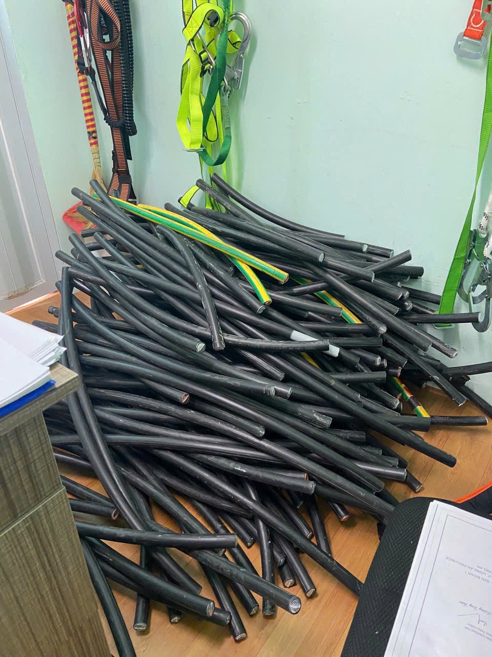 Các hạng mục thu mua phế liệu phổ biến tại công trình